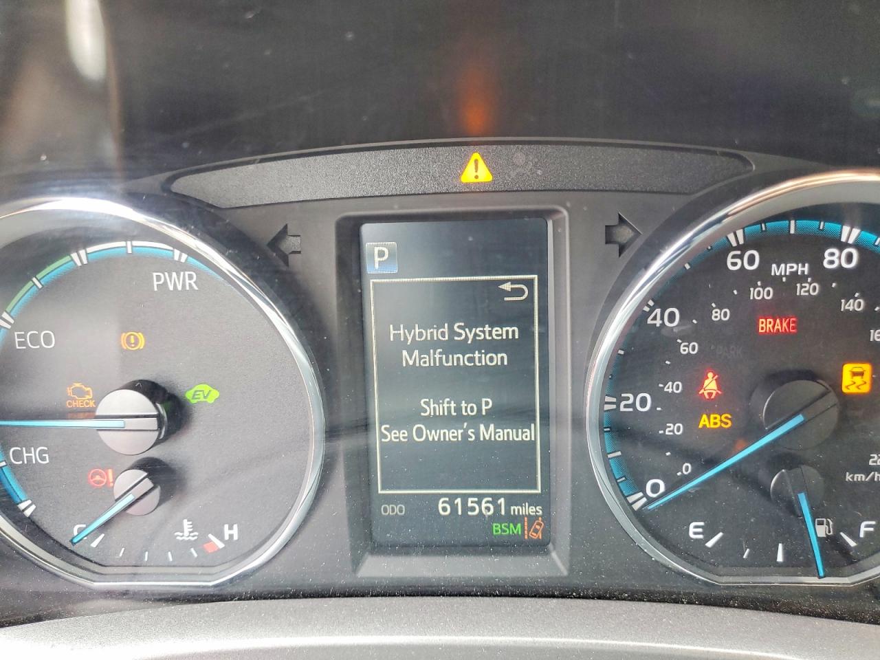 2018 TOYOTA RAV4 HV SE photo 9