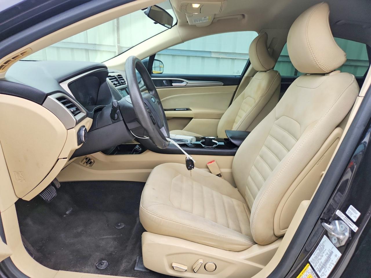 2015 FORD FUSION SE photo 13