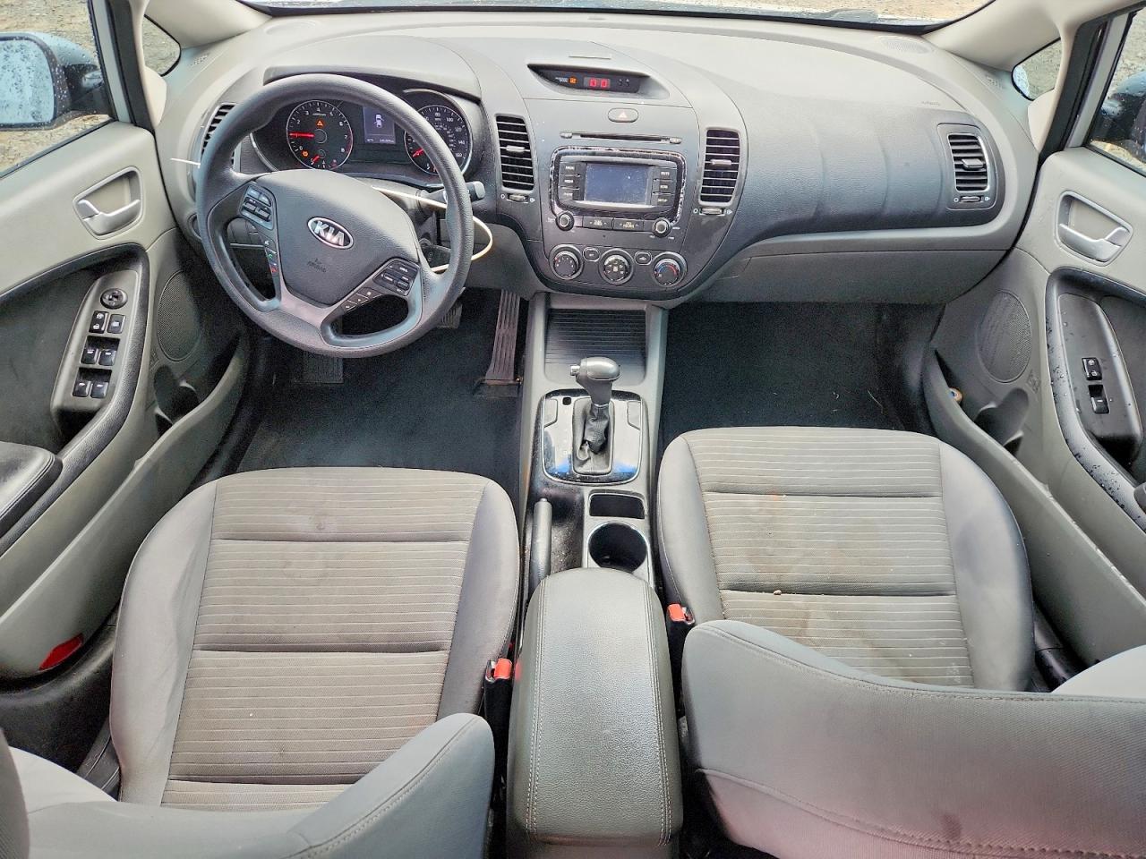 2017 KIA FORTE LX photo 15