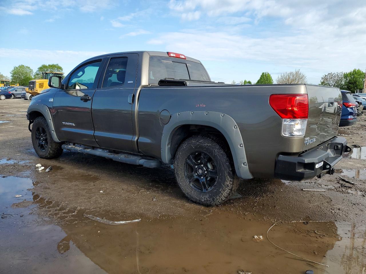 2010 TOYOTA TUNDRA DOUBLE CAB SR5 photo 3