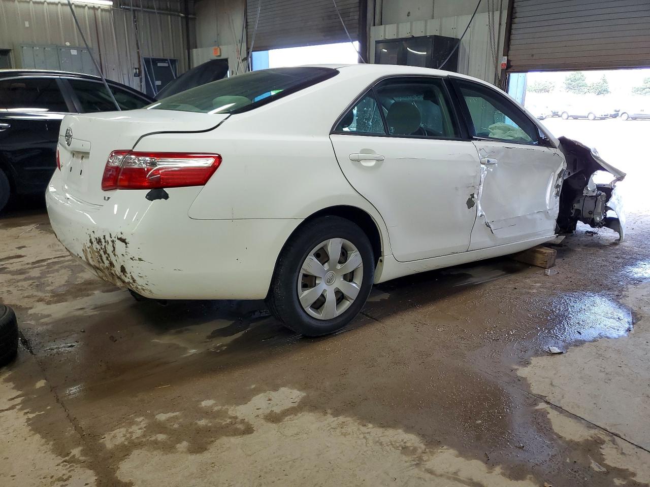2007 TOYOTA CAMRY LE photo 7