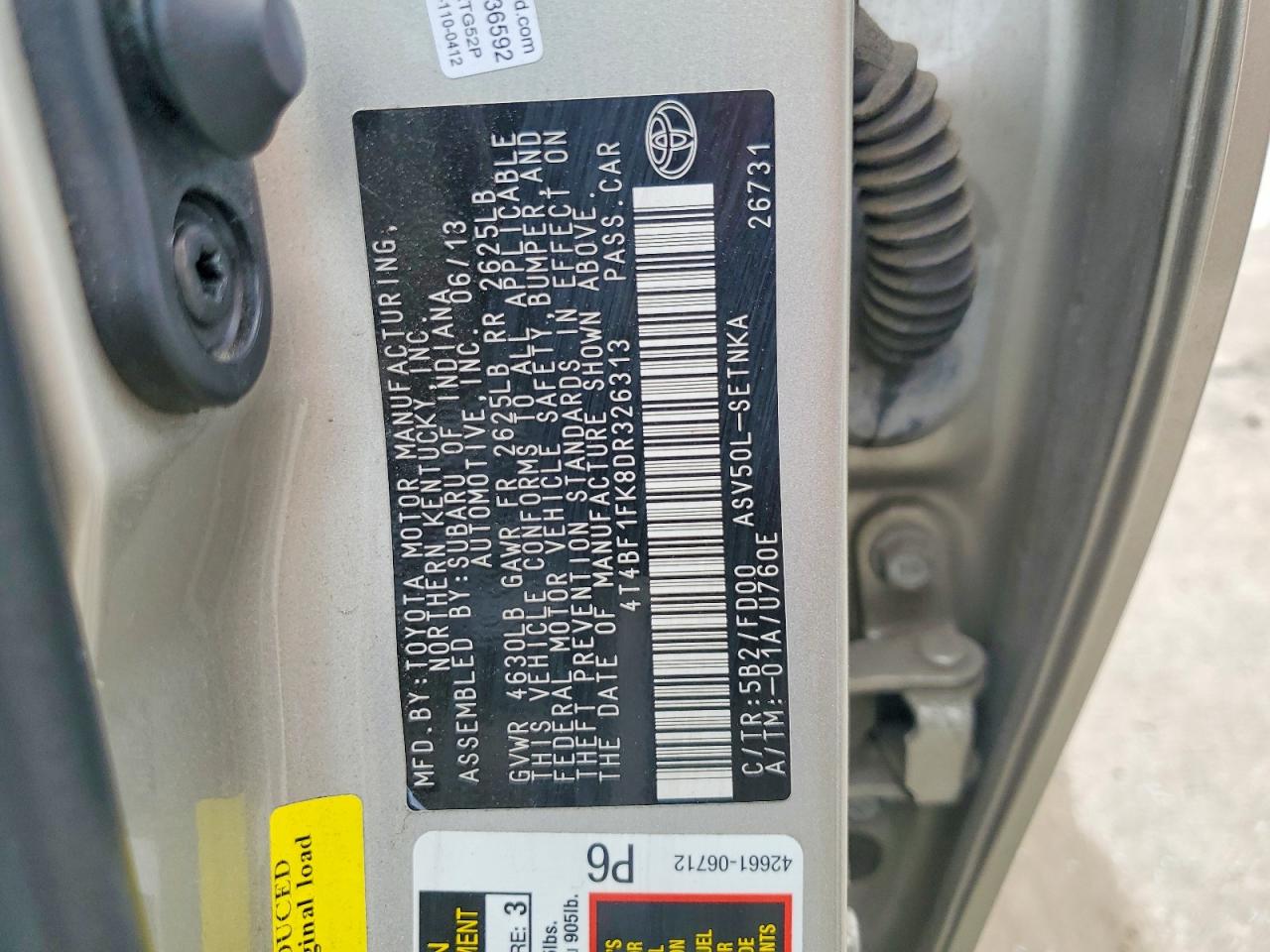 2013 TOYOTA CAMRY LE photo 34