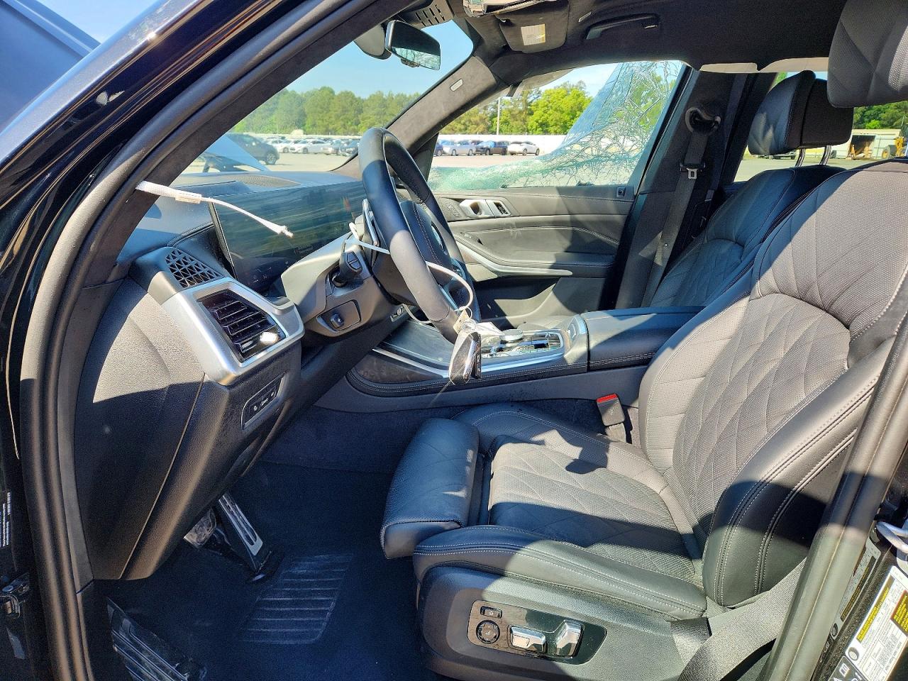2025 BMW X7 XDRIVE40I photo 7