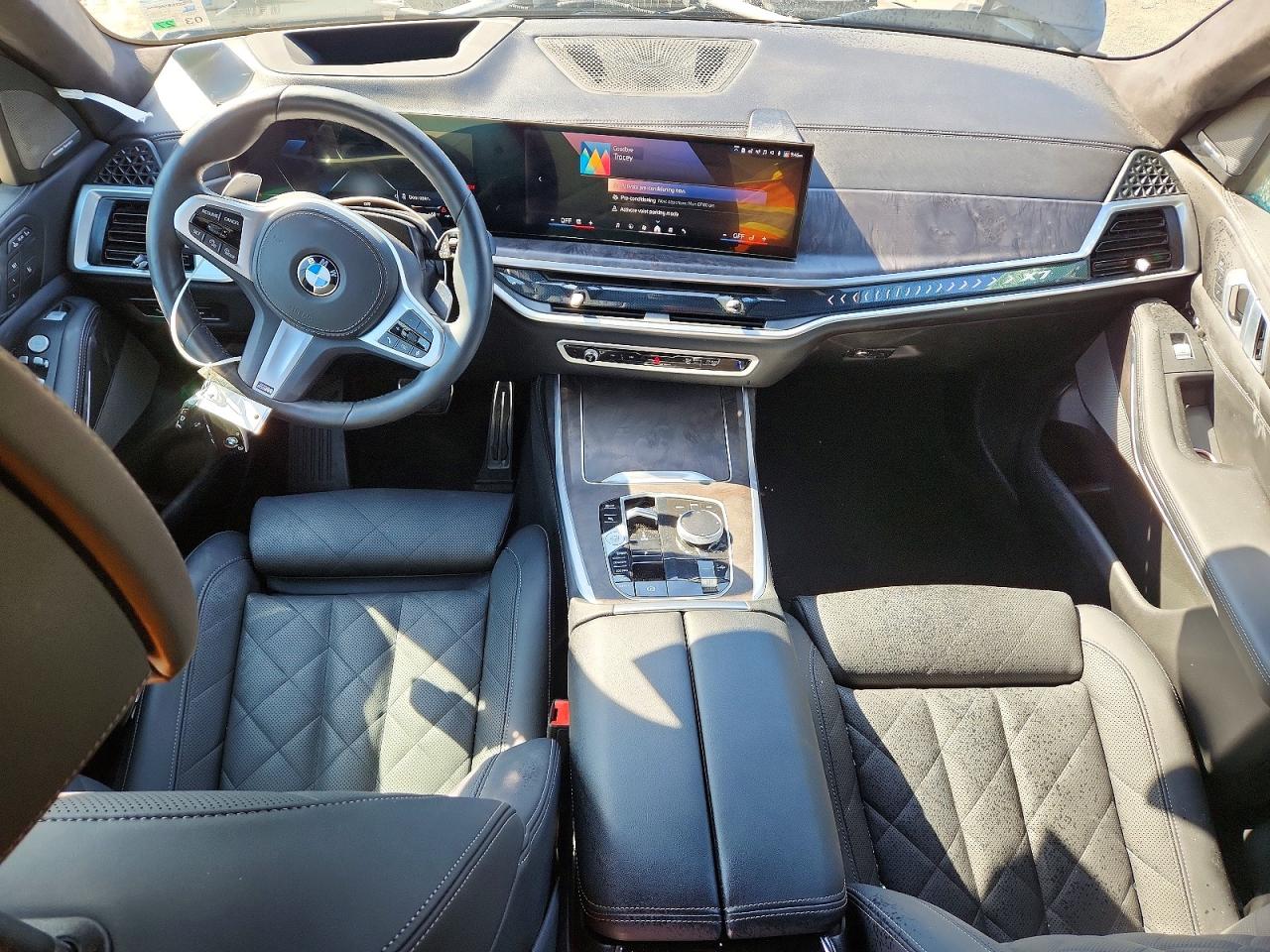 2025 BMW X7 XDRIVE40I photo 8