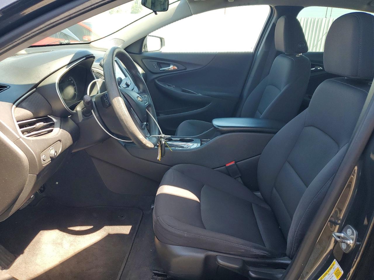 2017 CHEVROLET MALIBU LS photo 7