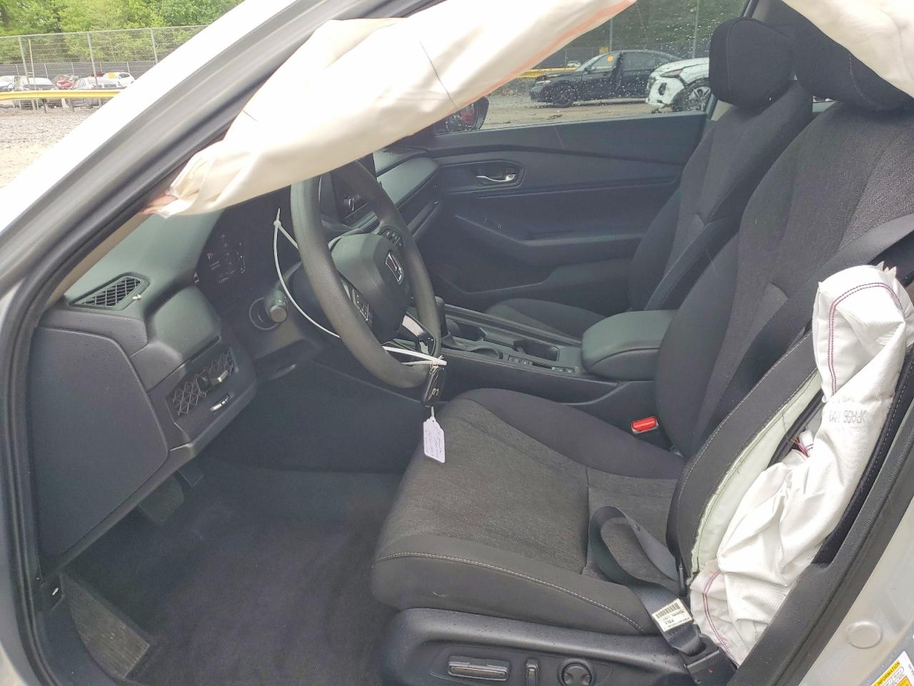 2024 HONDA ACCORD EX photo 19