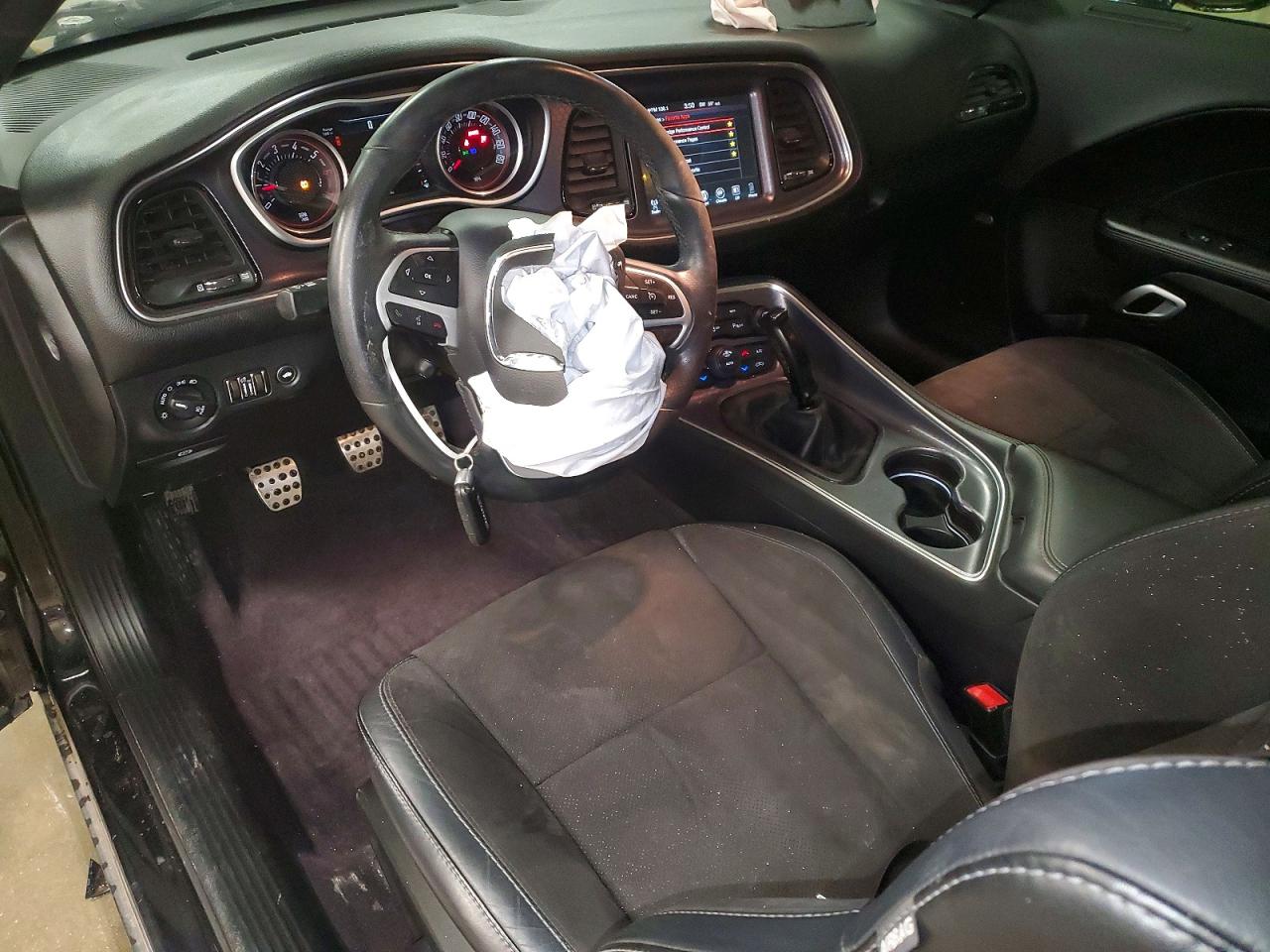 2016 DODGE CHALLENGER R photo 8