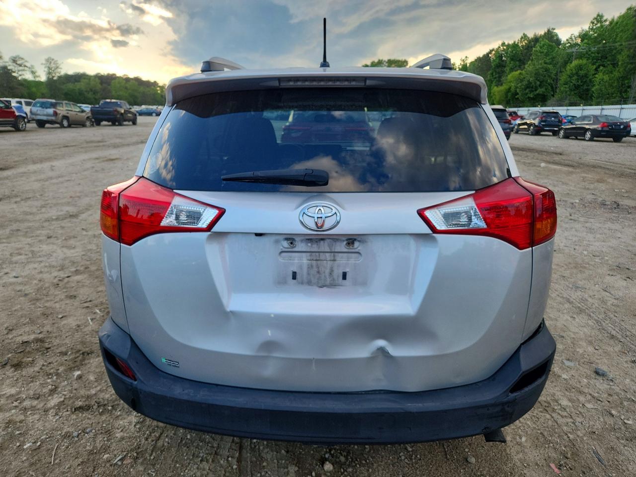 2013 TOYOTA RAV4 LE photo 11