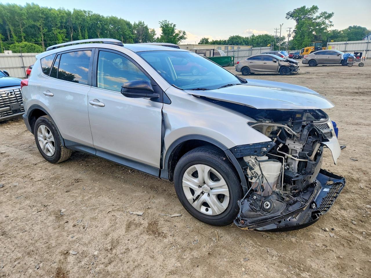 2013 TOYOTA RAV4 LE photo 7