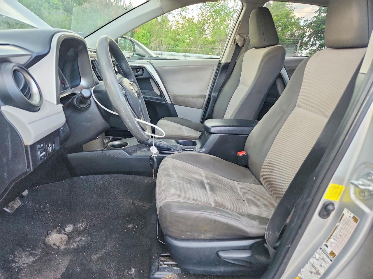 2013 TOYOTA RAV4 LE photo 13