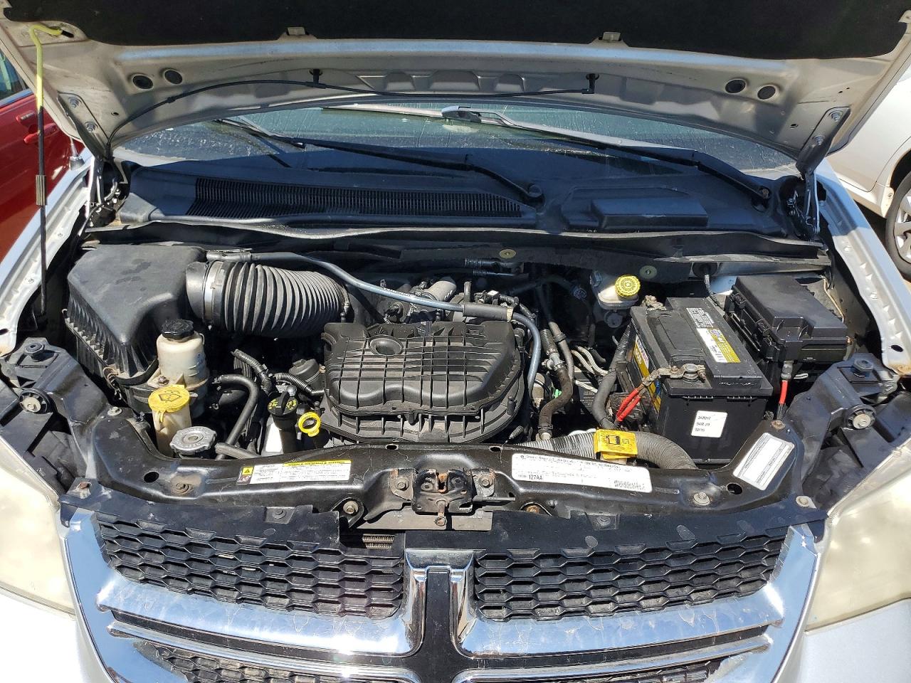 2011 DODGE GRAND CARAVAN CREW photo 21