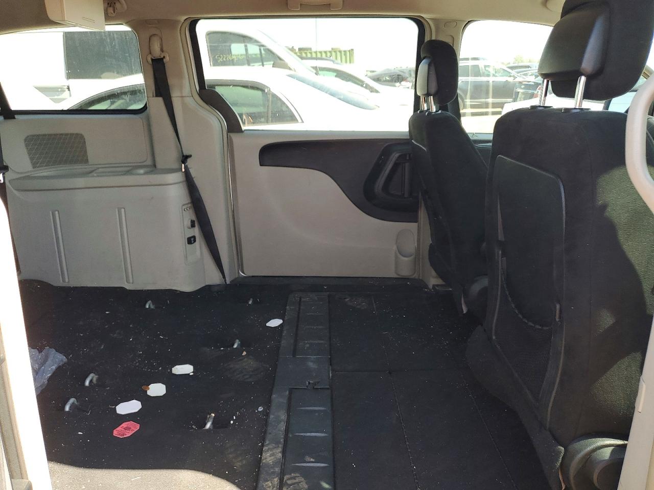 2011 DODGE GRAND CARAVAN CREW photo 19