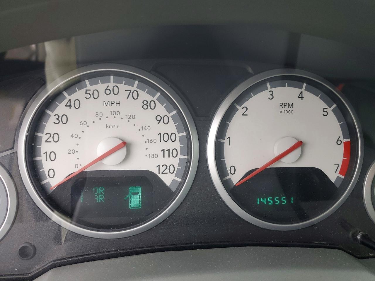 2010 DODGE GRAND CARAVAN SXT photo 9