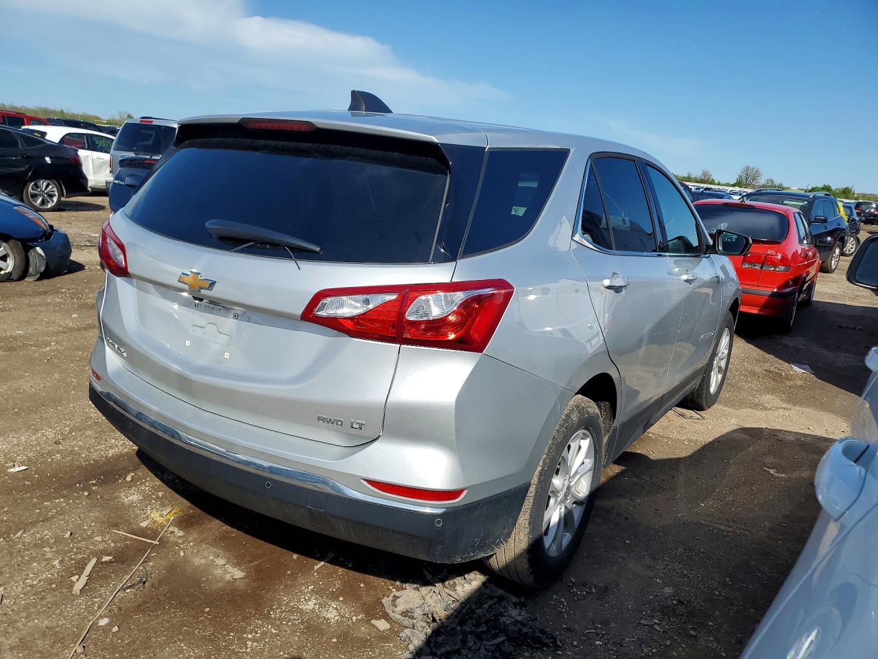 2020 CHEVROLET EQUINOX LT photo 3