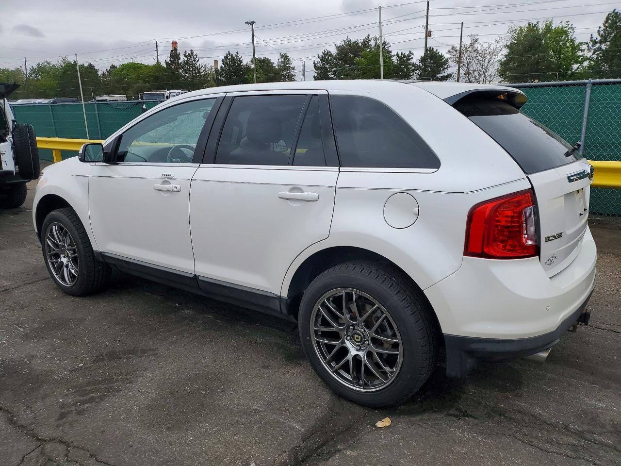 2013 FORD EDGE LIMITED photo 3
