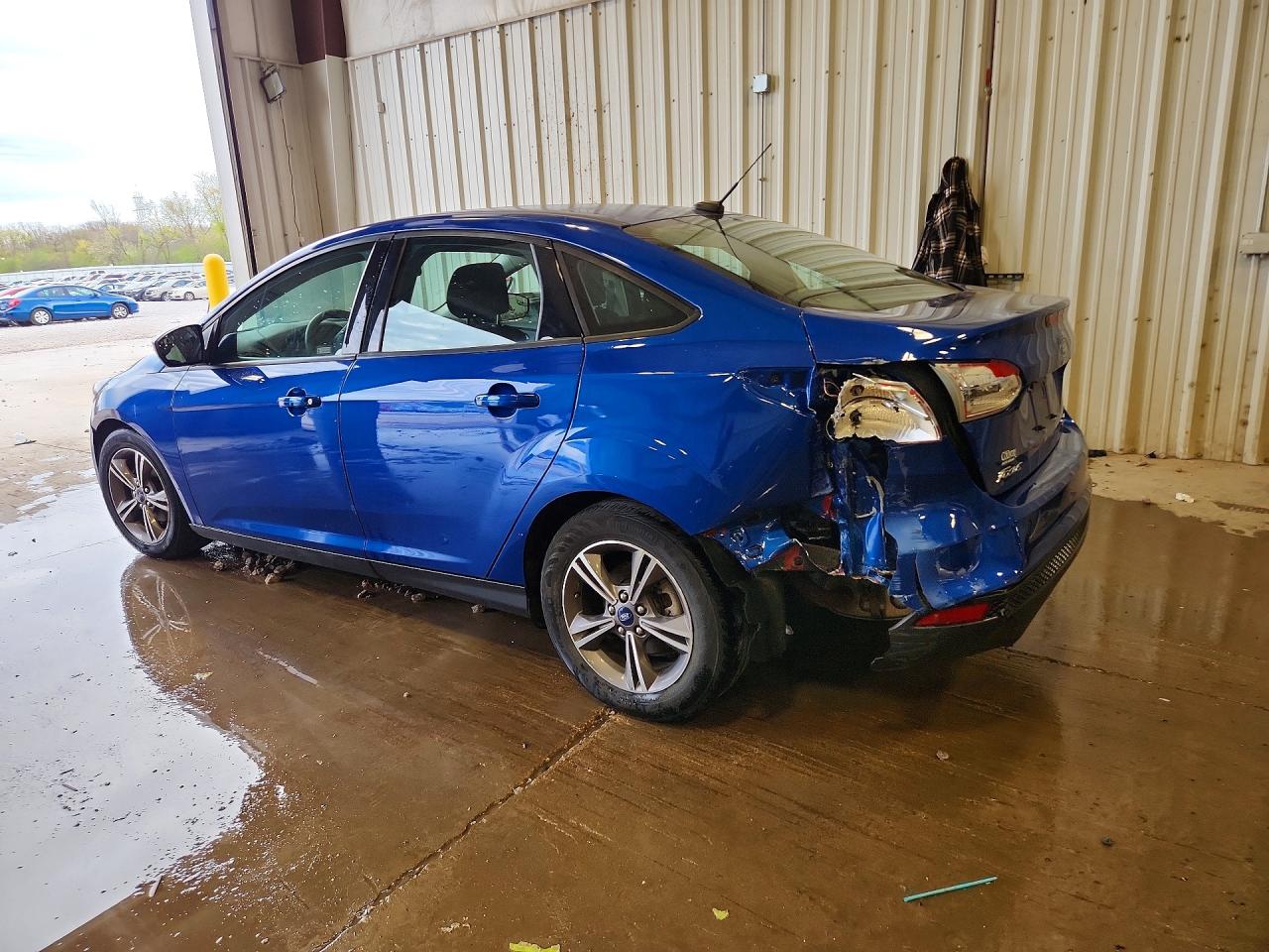 2018 FORD FOCUS SE photo 3