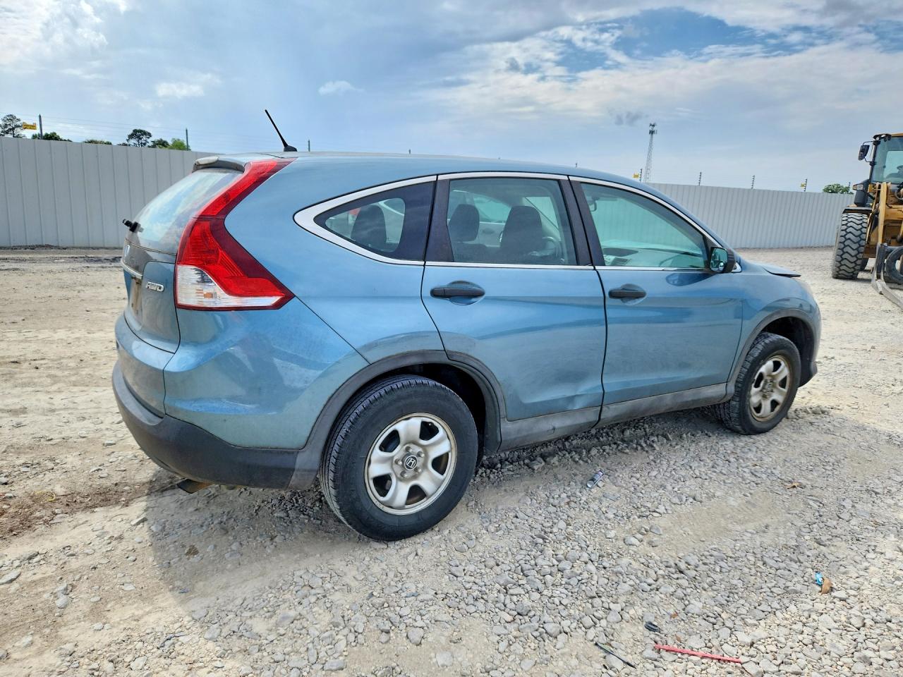 2014 HONDA CR-V LX photo 3