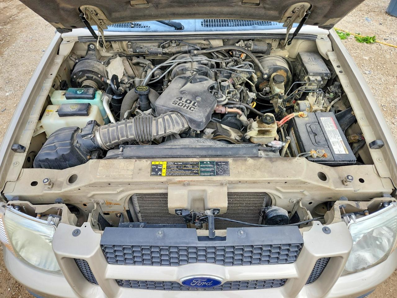 2004 FORD EXPLORER SPORT TRAC photo 31