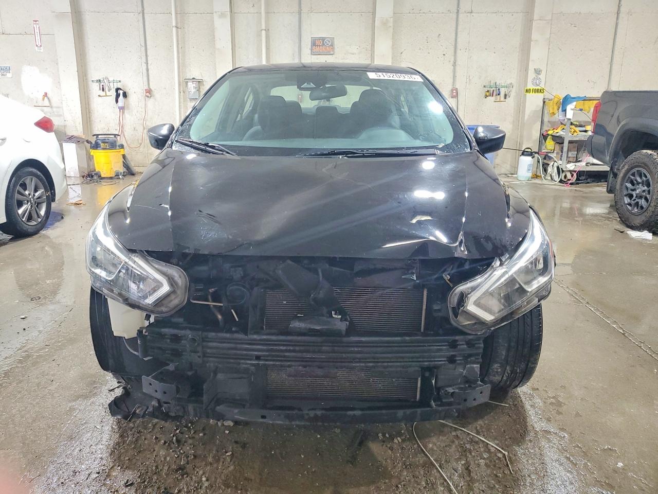 2021 NISSAN VERSA S photo 5