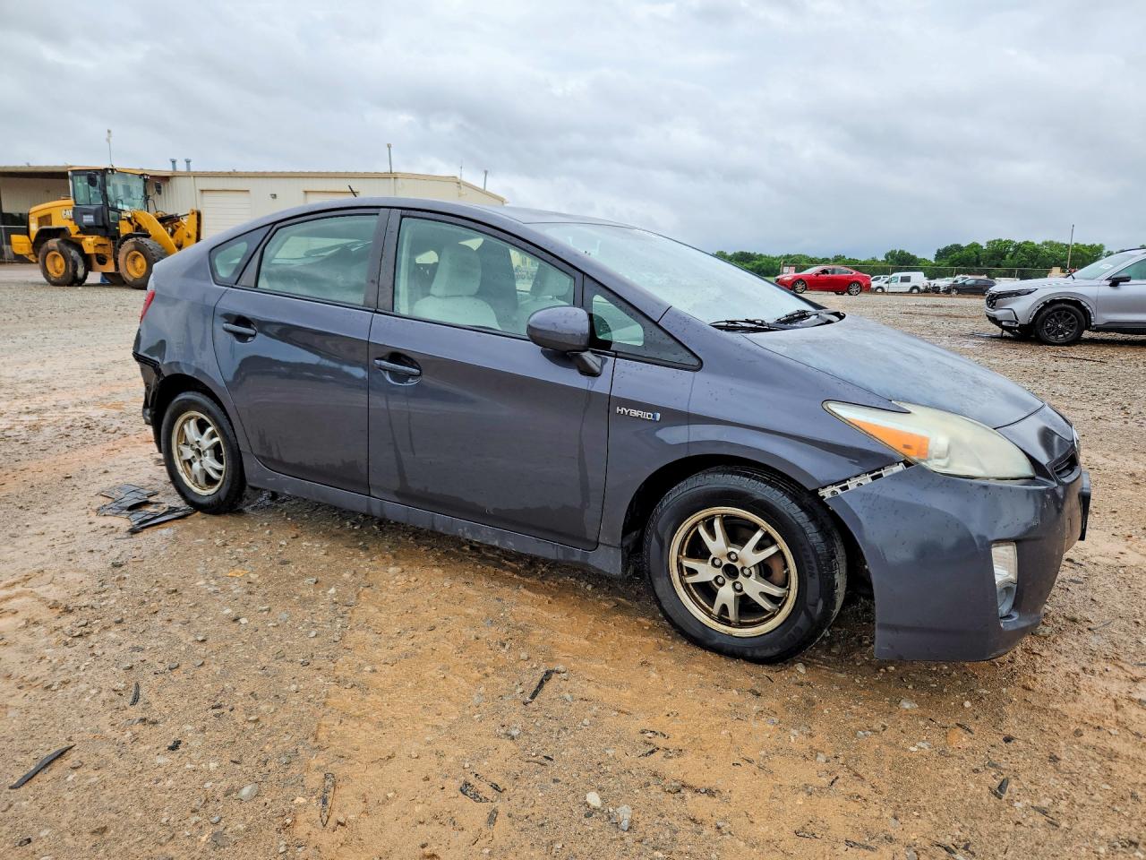 2011 TOYOTA PRIUS TWO photo 7