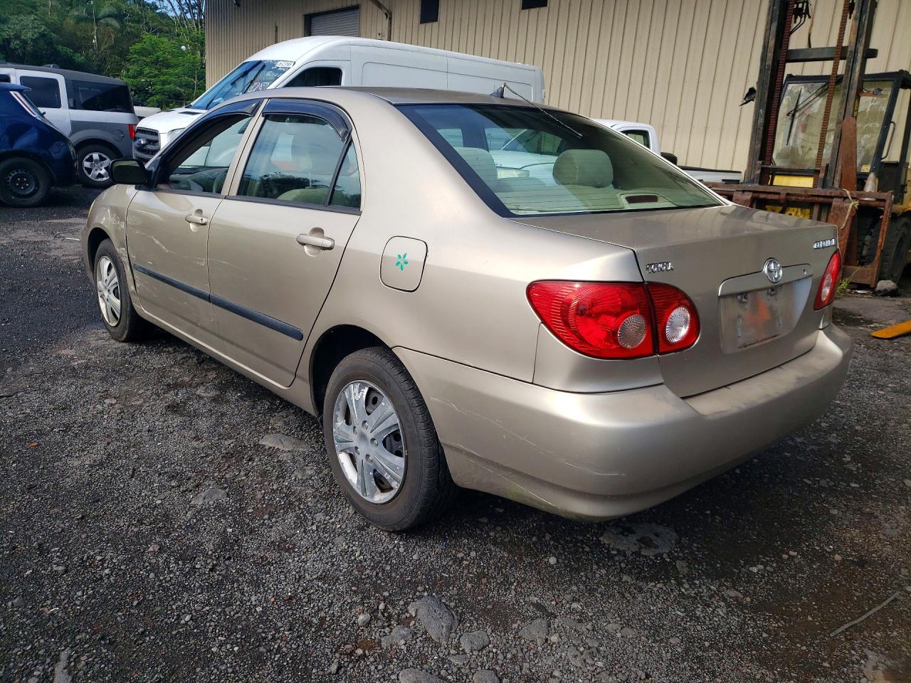 2007 TOYOTA COROLLA CE photo 2