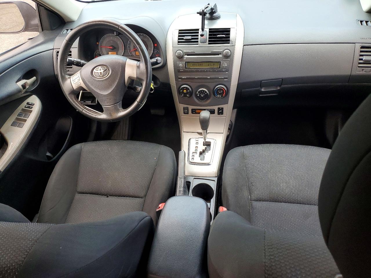2010 TOYOTA COROLLA S photo 22