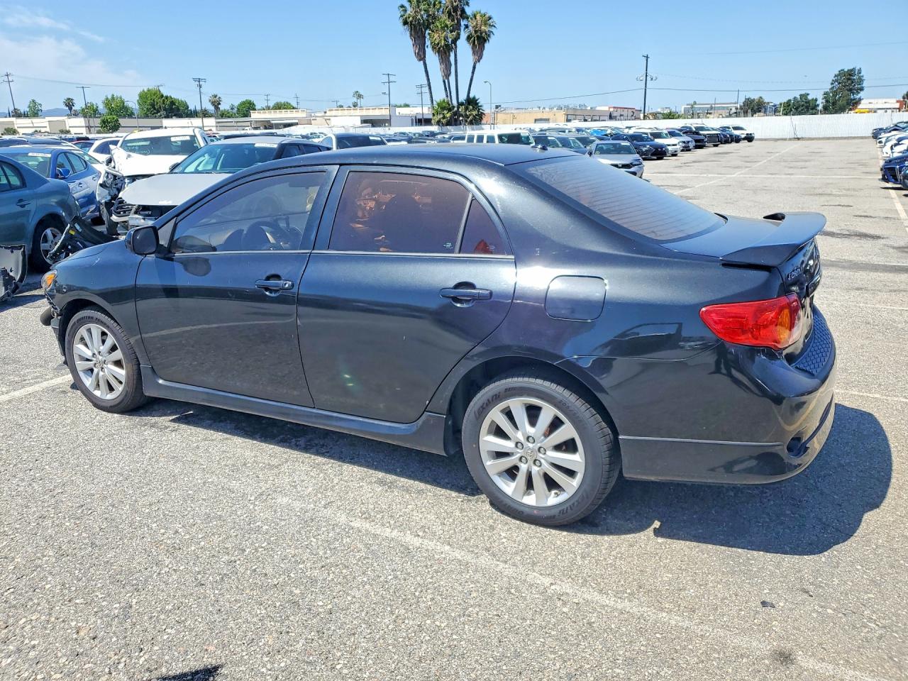2010 TOYOTA COROLLA S photo 4