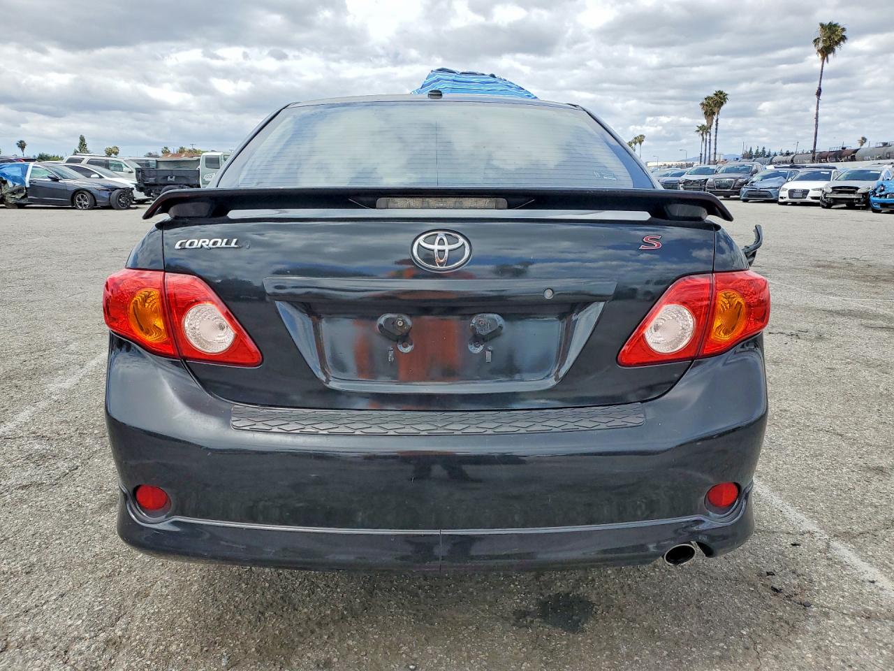 2010 TOYOTA COROLLA S photo 16