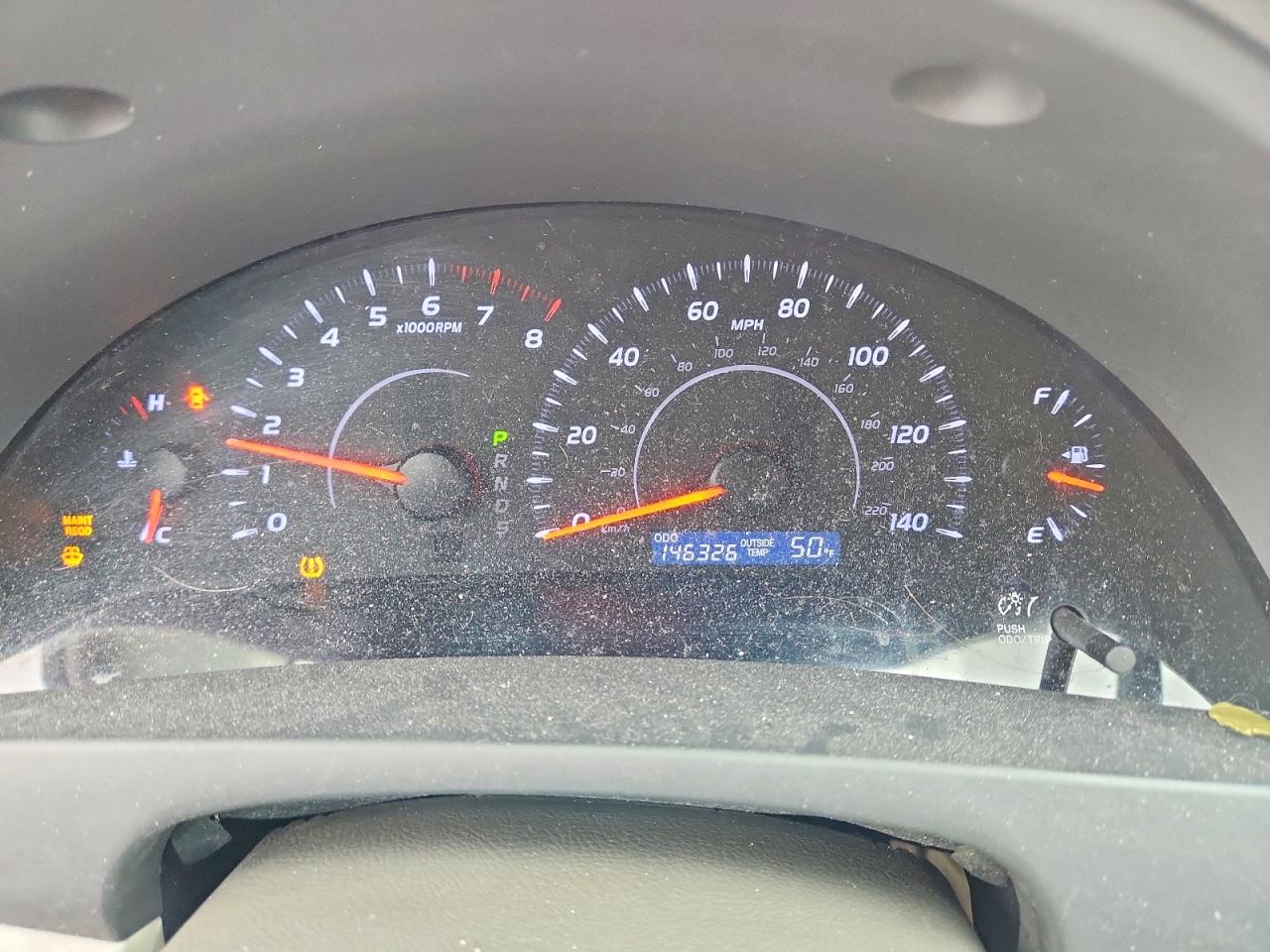 2011 TOYOTA CAMRY LE photo 17