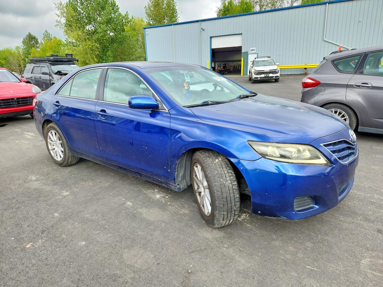 2011 TOYOTA CAMRY LE photo 7
