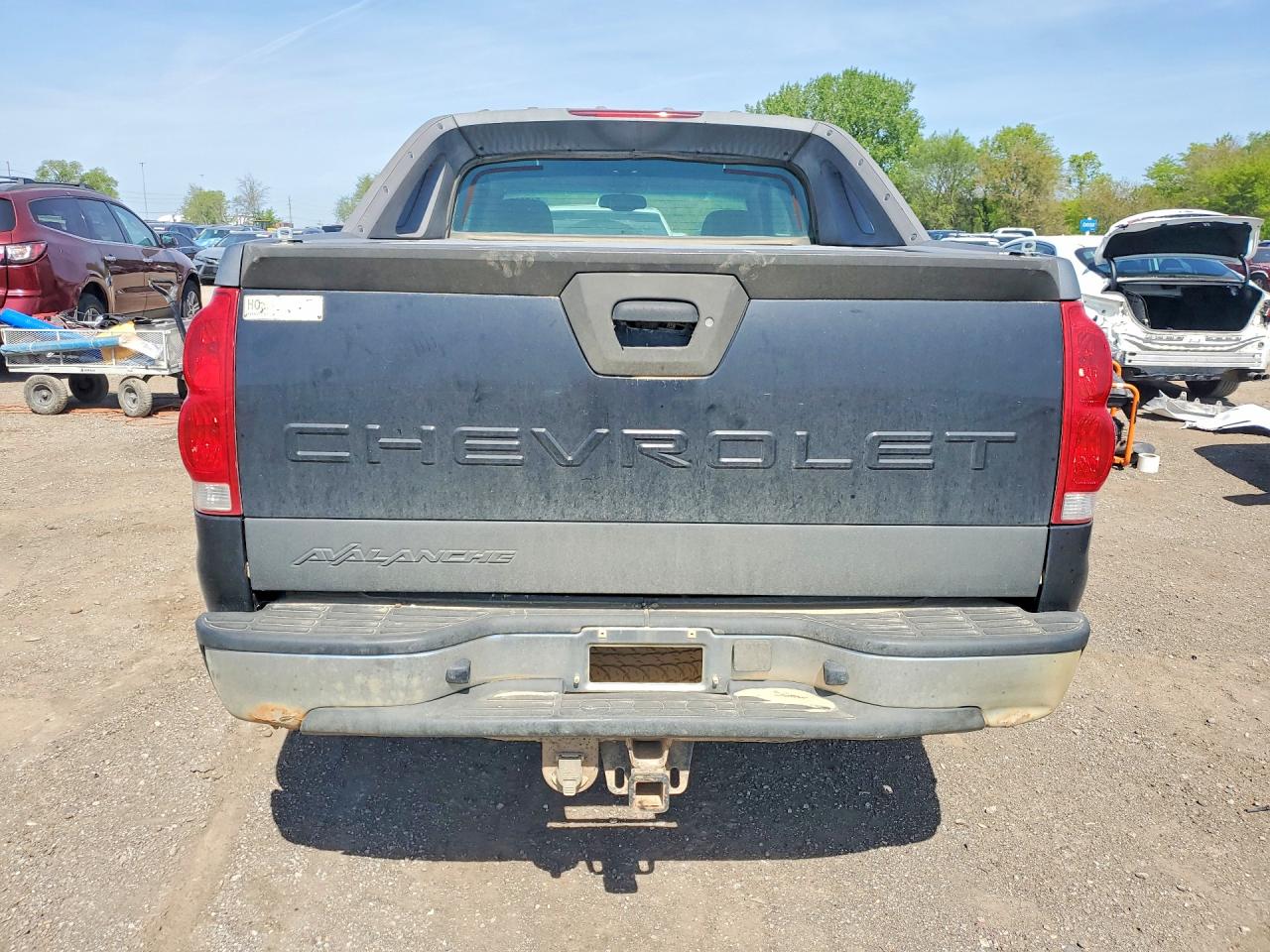 2005 CHEVROLET AVALANCHE K1500 photo 11