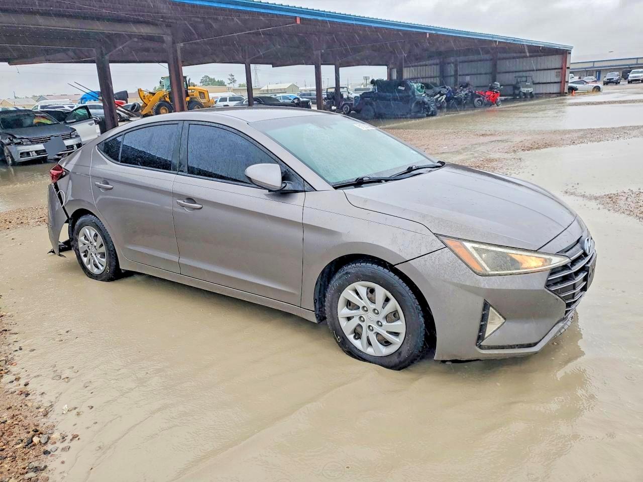 2020 HYUNDAI ELANTRA SE photo 7