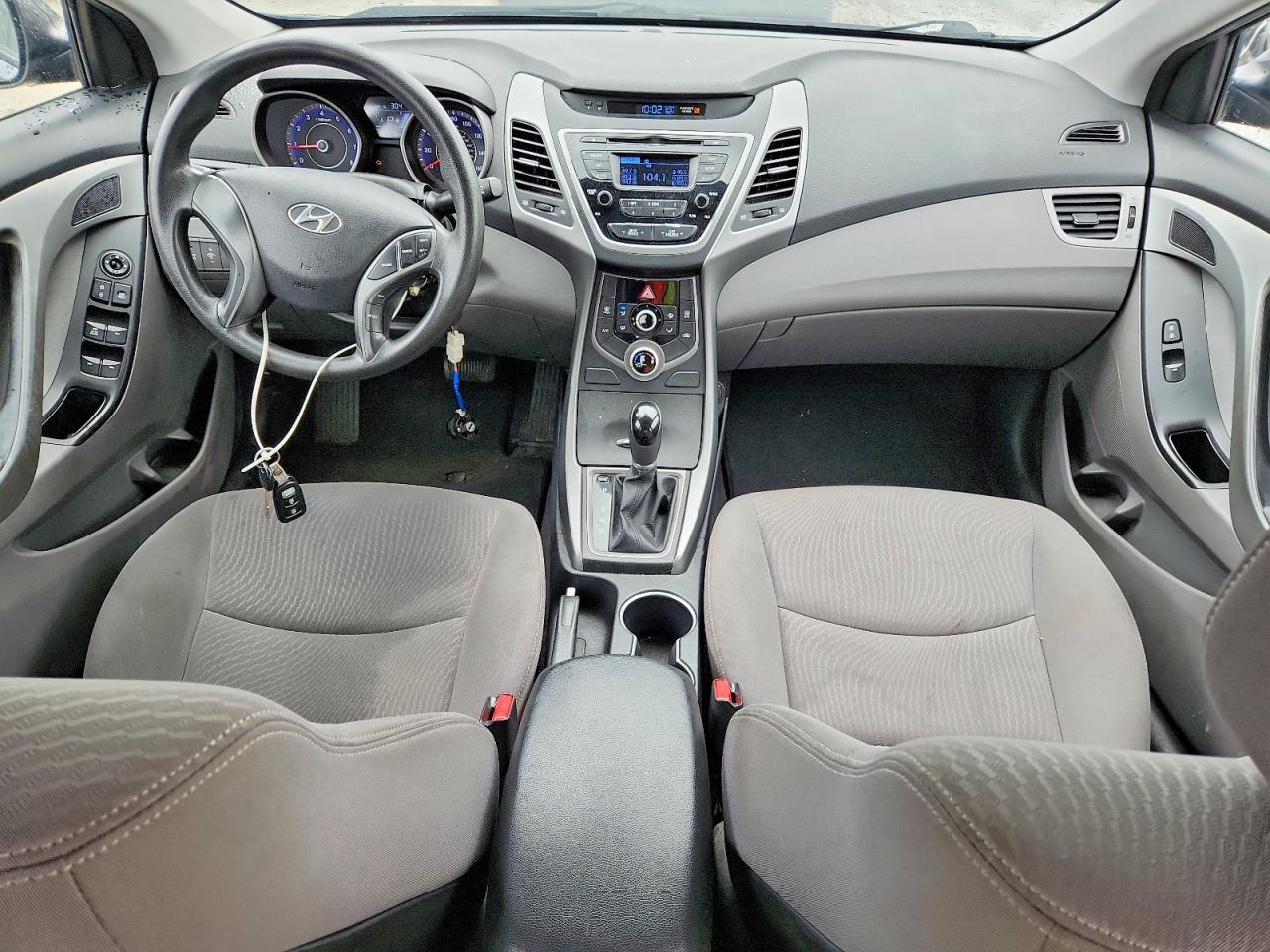 2016 HYUNDAI ELANTRA SE photo 15