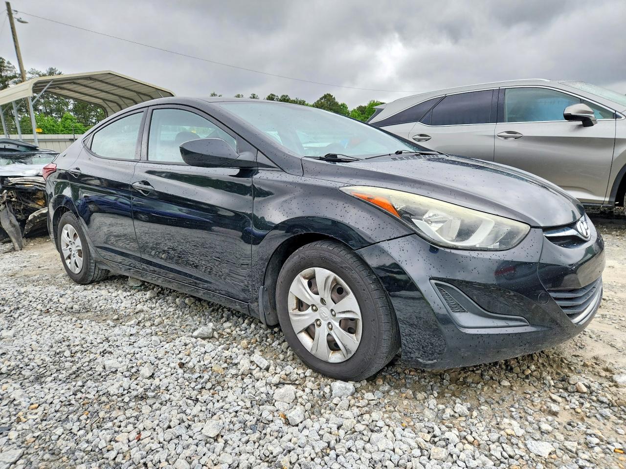 2016 HYUNDAI ELANTRA SE photo 7