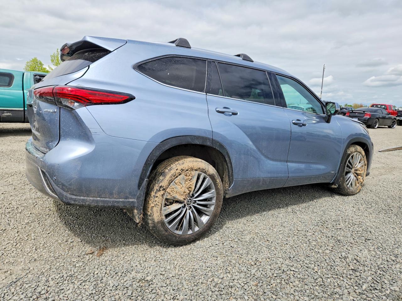 2023 TOYOTA HIGHLANDER HYBRID PLATINUM photo 5