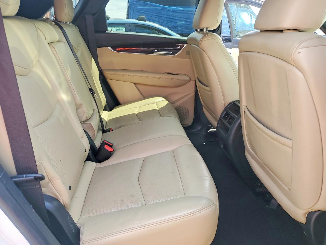 2017 CADILLAC XT5 PREMIUM LUXURY photo 28