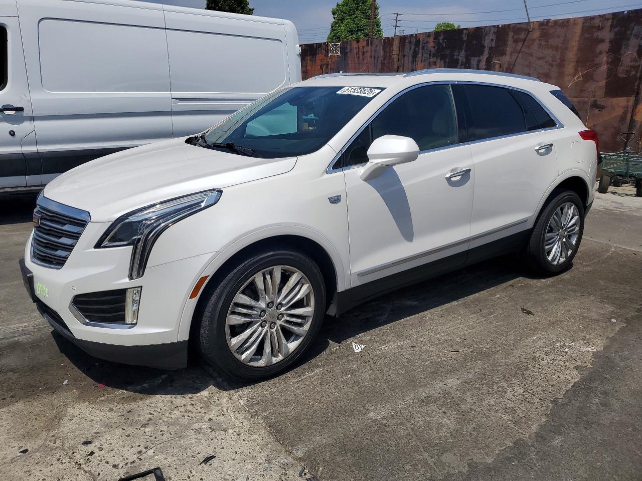 2017 CADILLAC XT5