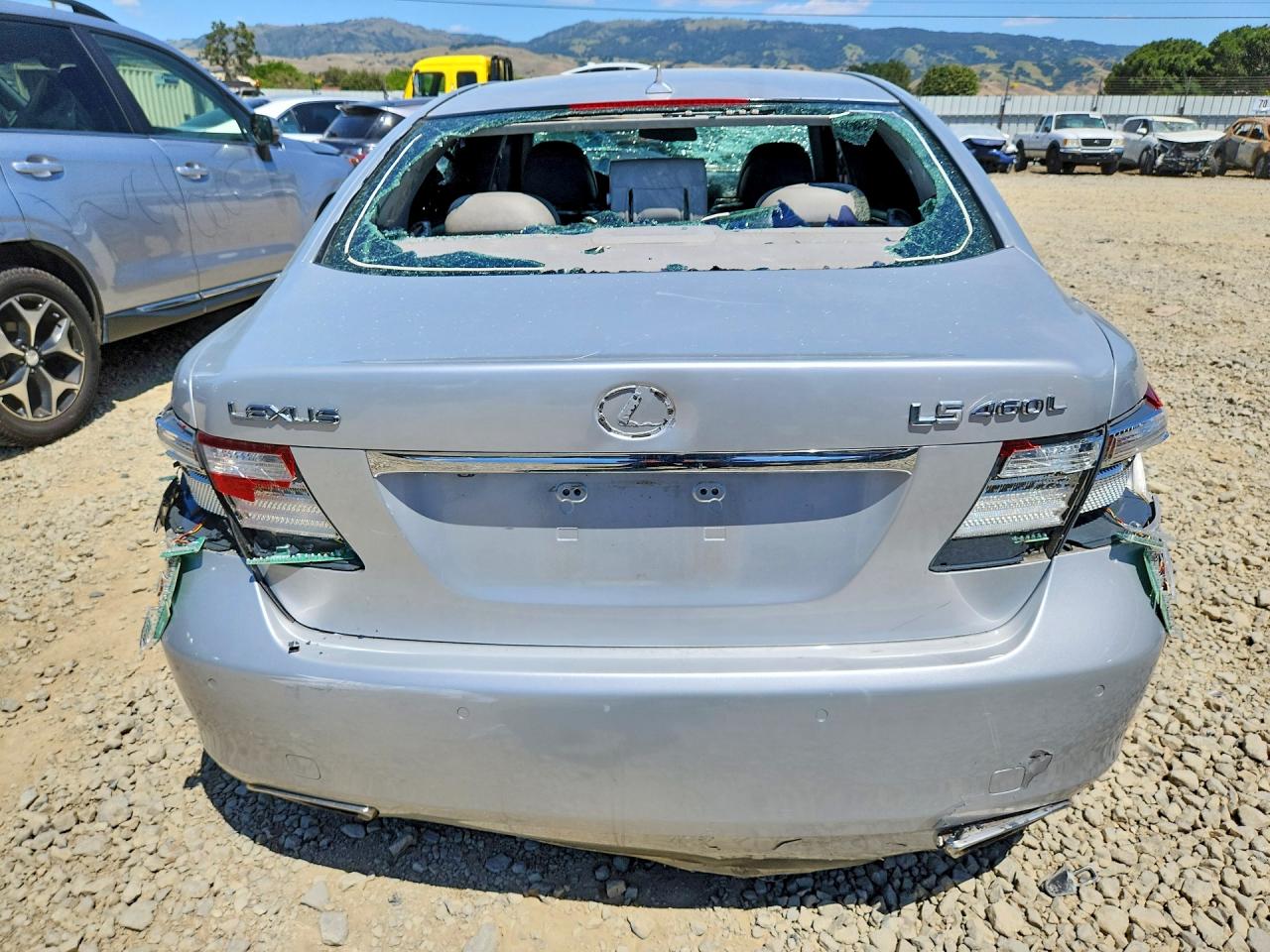 2008 LEXUS LS 460L photo 11
