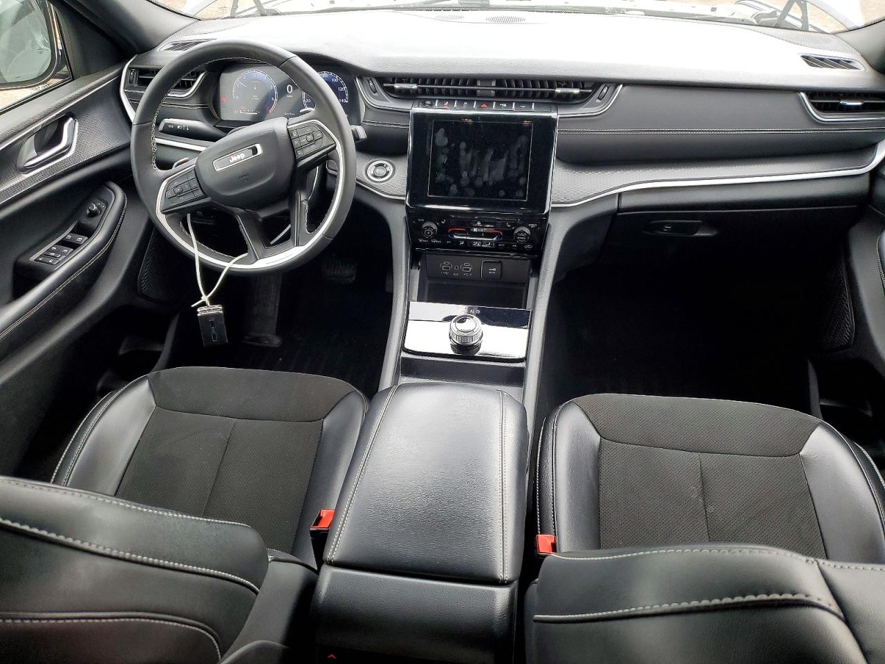 2023 JEEP GRAND CHEROKEE L LAREDO photo 15