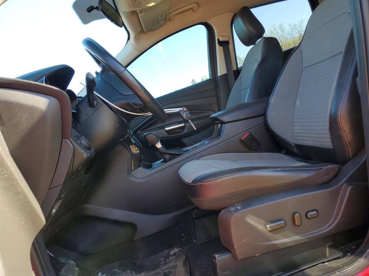 2018 FORD ESCAPE SE photo 19