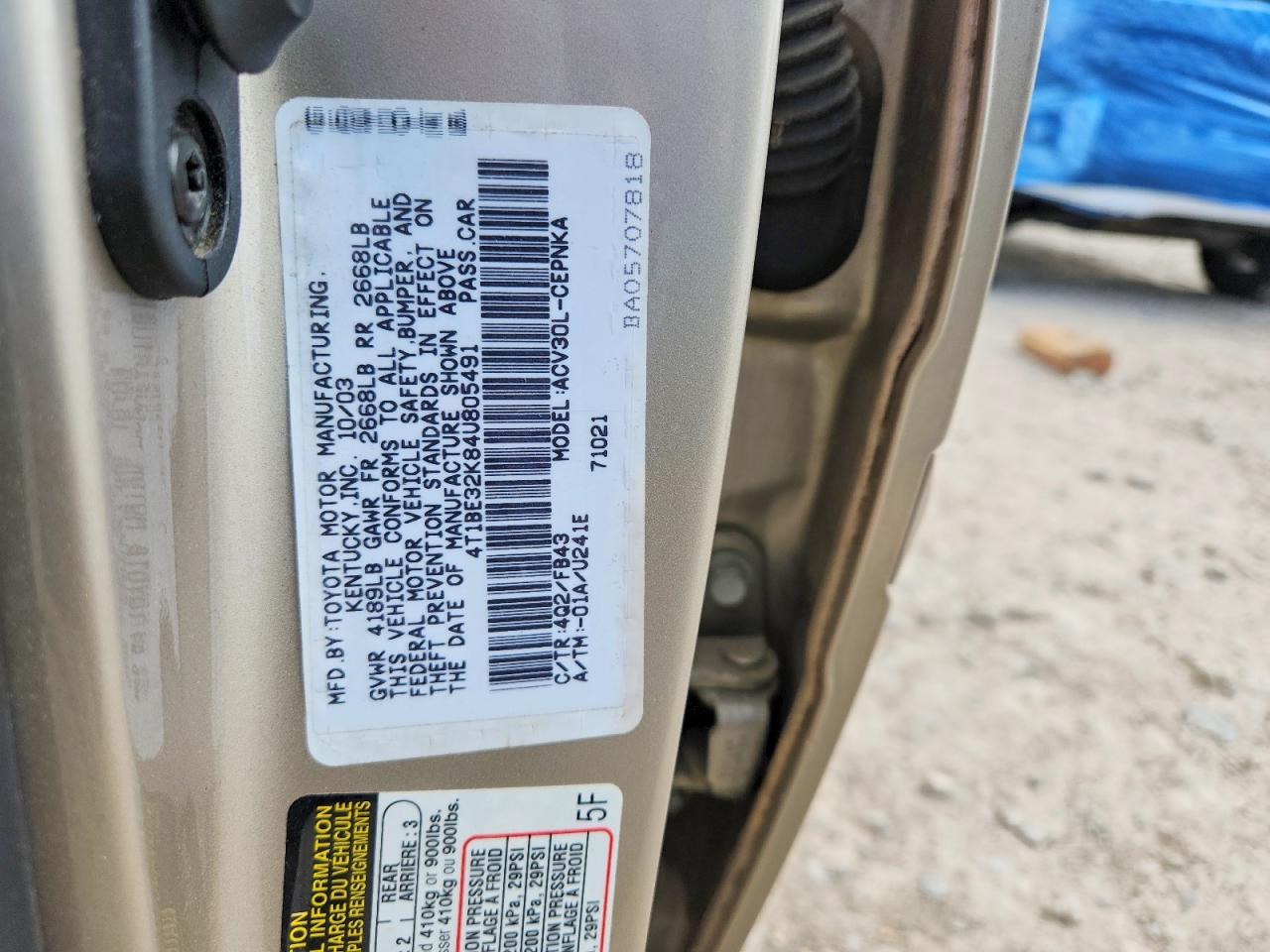 2004 TOYOTA CAMRY LE photo 34