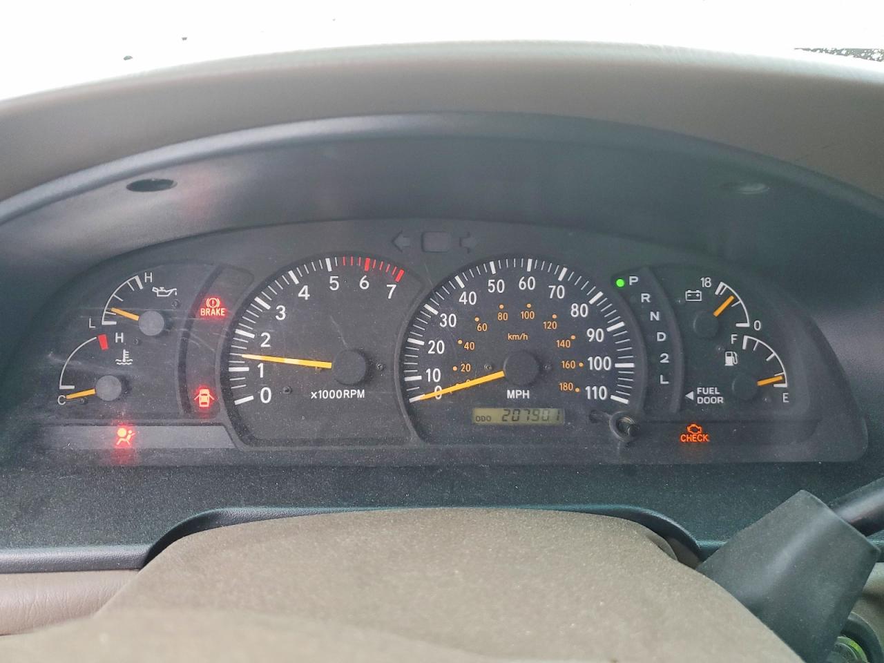 2002 TOYOTA TUNDRA SR5 V8 photo 25