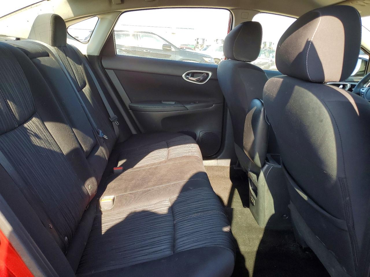 2018 NISSAN SENTRA SV photo 10