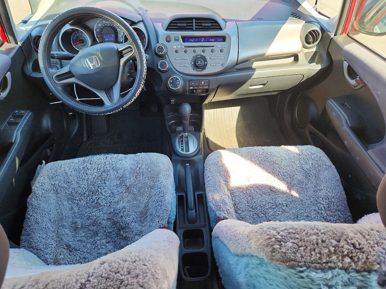 2009 HONDA FIT photo 8