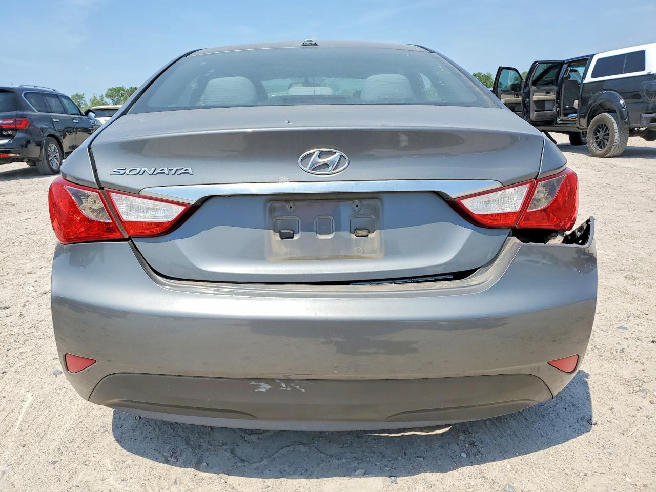 2014 HYUNDAI SONATA GLS photo 11
