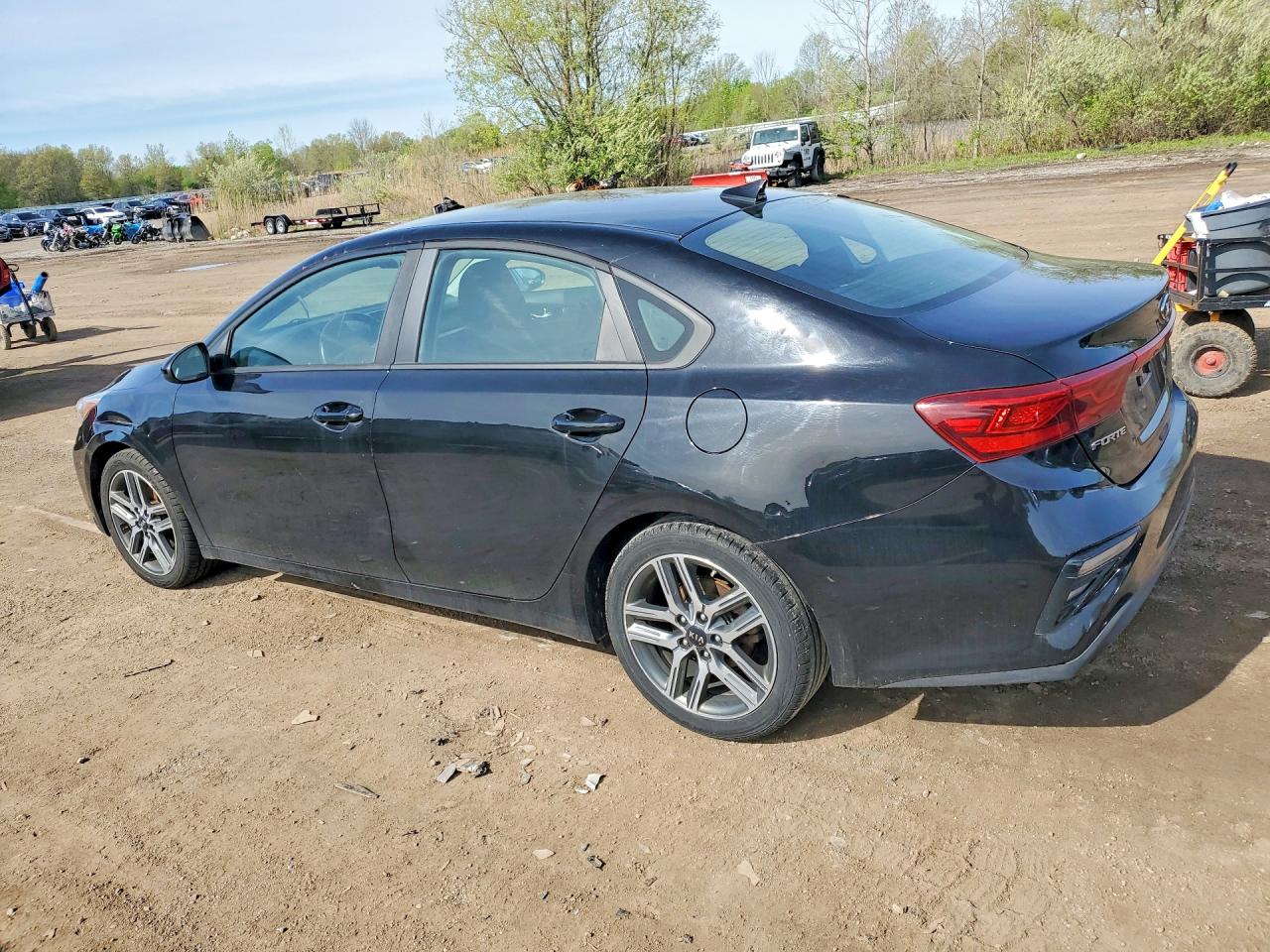 2019 KIA FORTE S photo 3