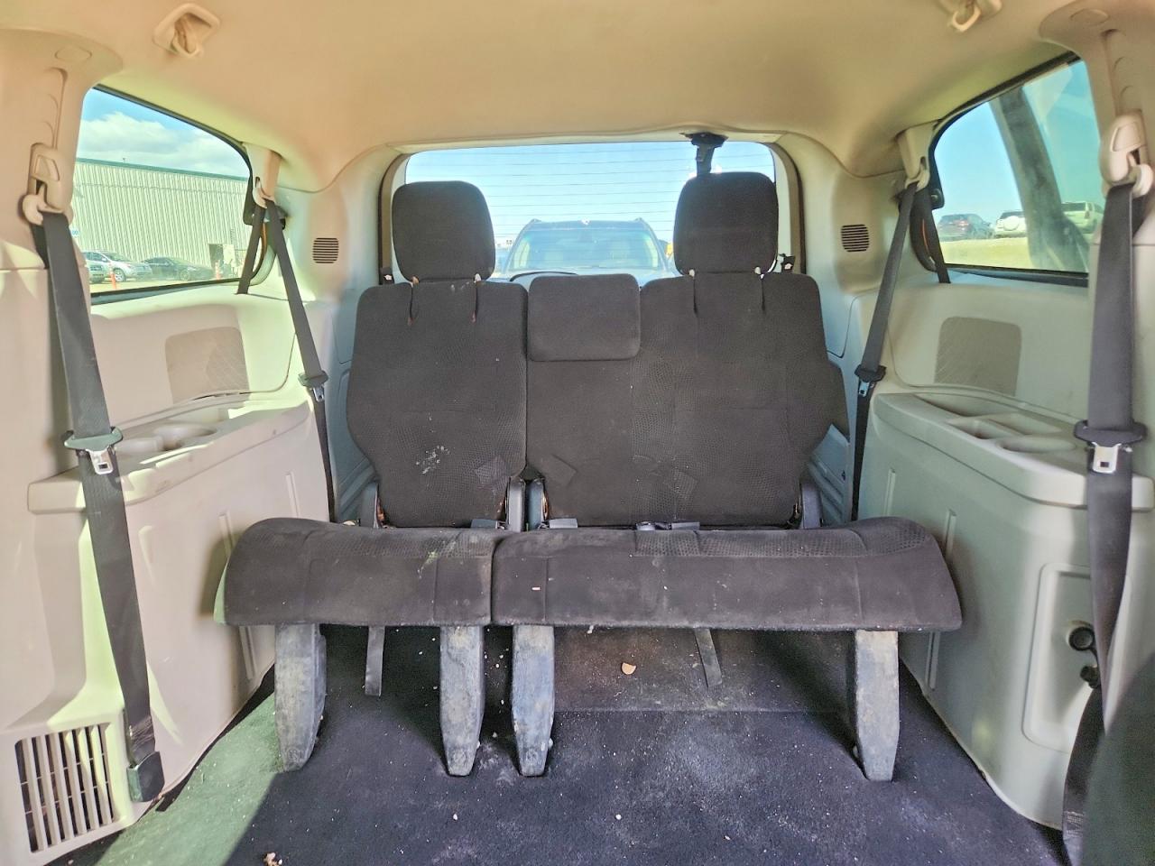 2012 DODGE GRAND CARAVAN SE photo 28