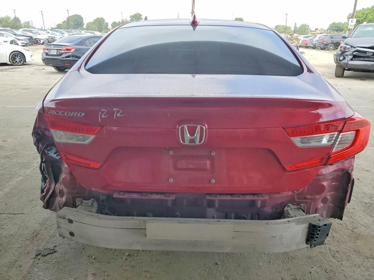 2020 HONDA ACCORD LX photo 11