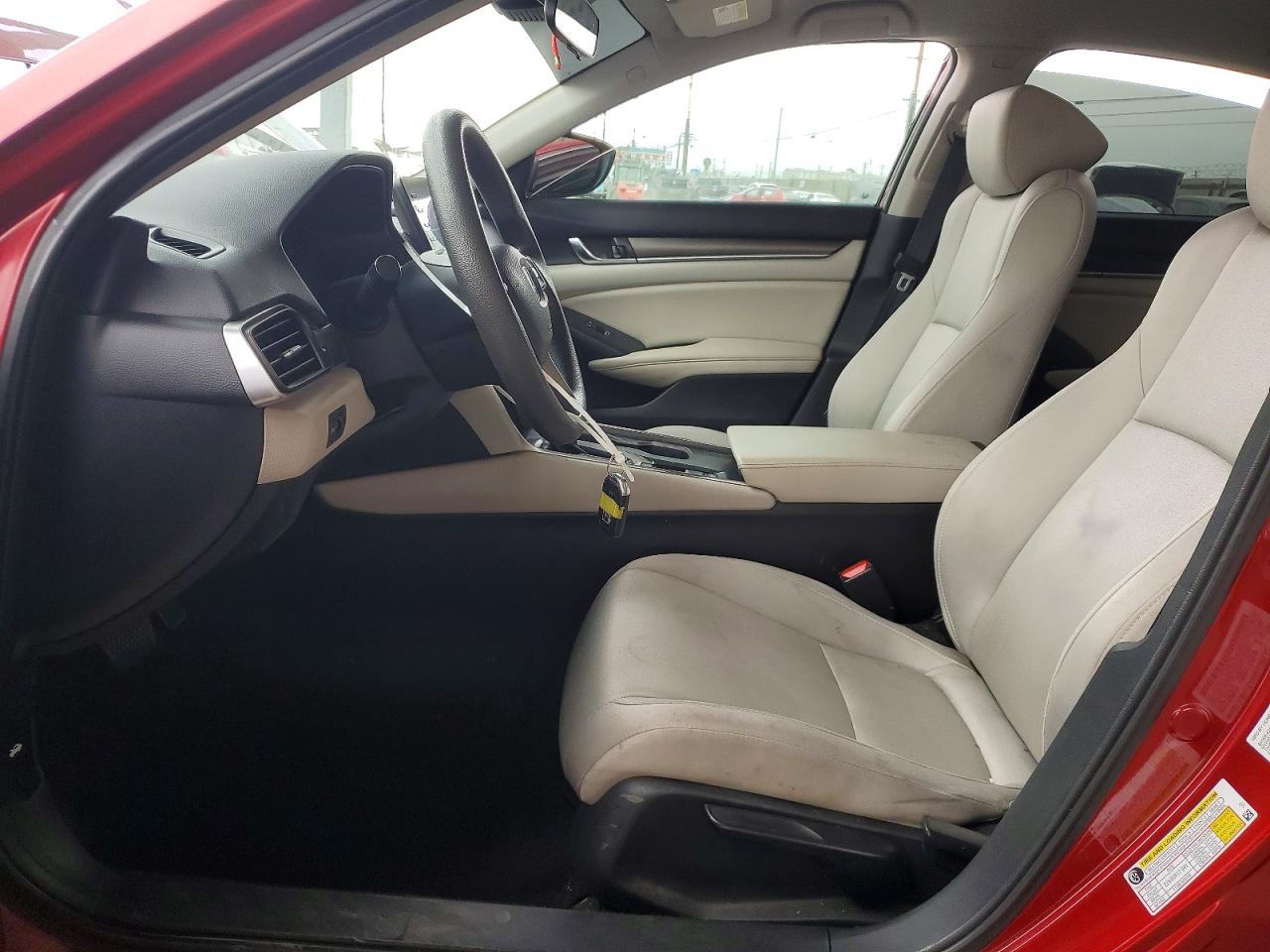 2020 HONDA ACCORD LX photo 13
