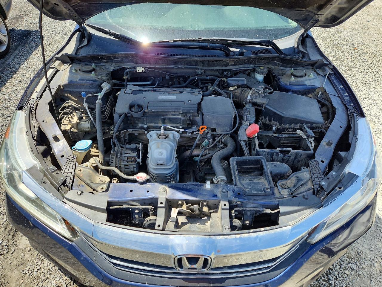 2016 HONDA ACCORD LX photo 21